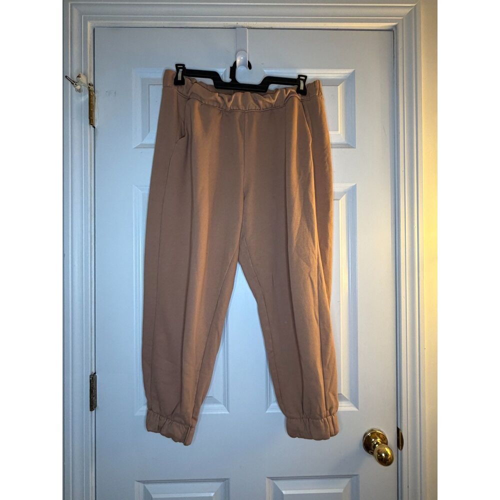 Clean Girl Cozy Athleisure Minimalist Cinched Elastic Neutral Sweatpants